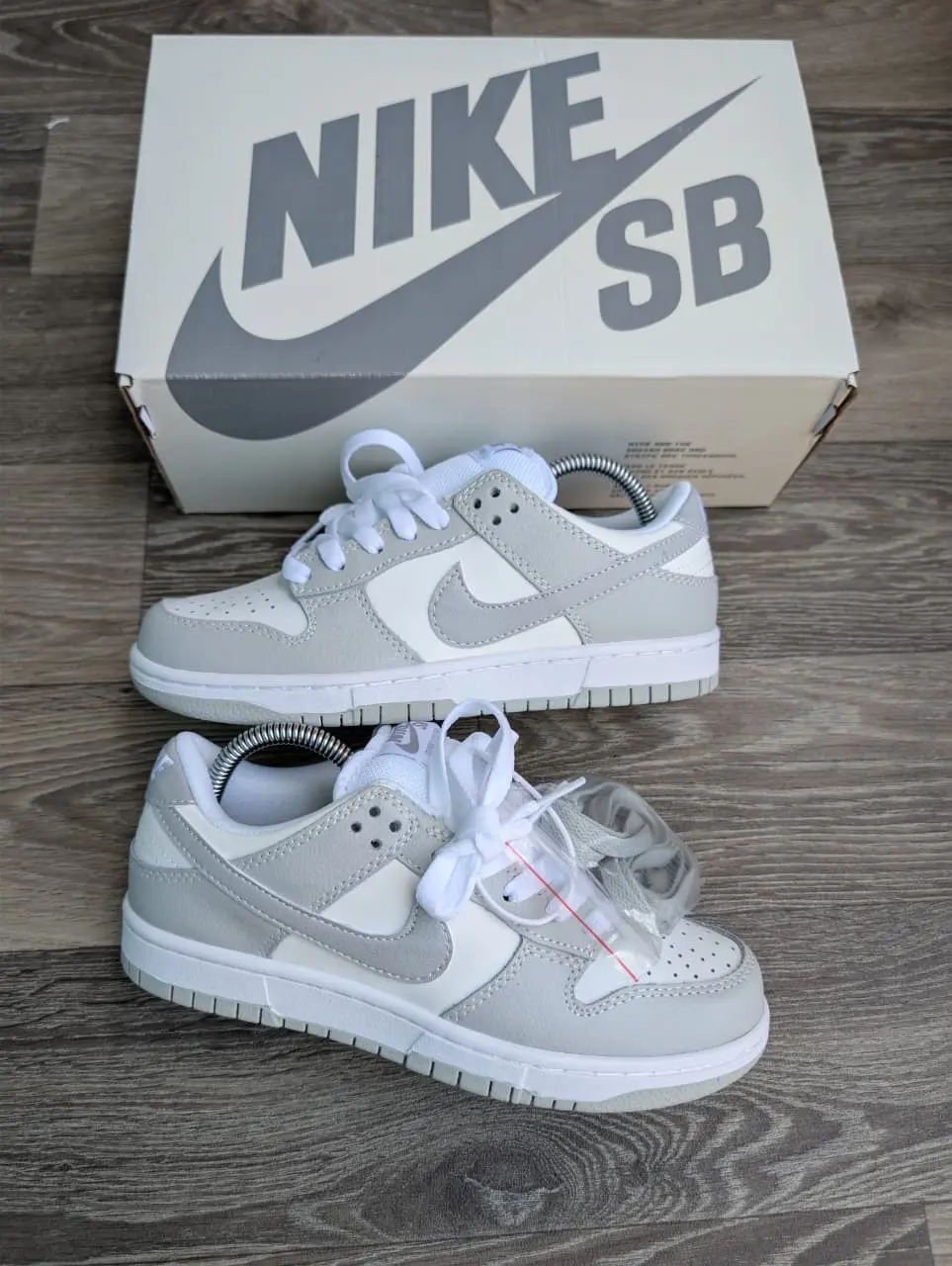 Nike SB Dunk Low Light Grey/White