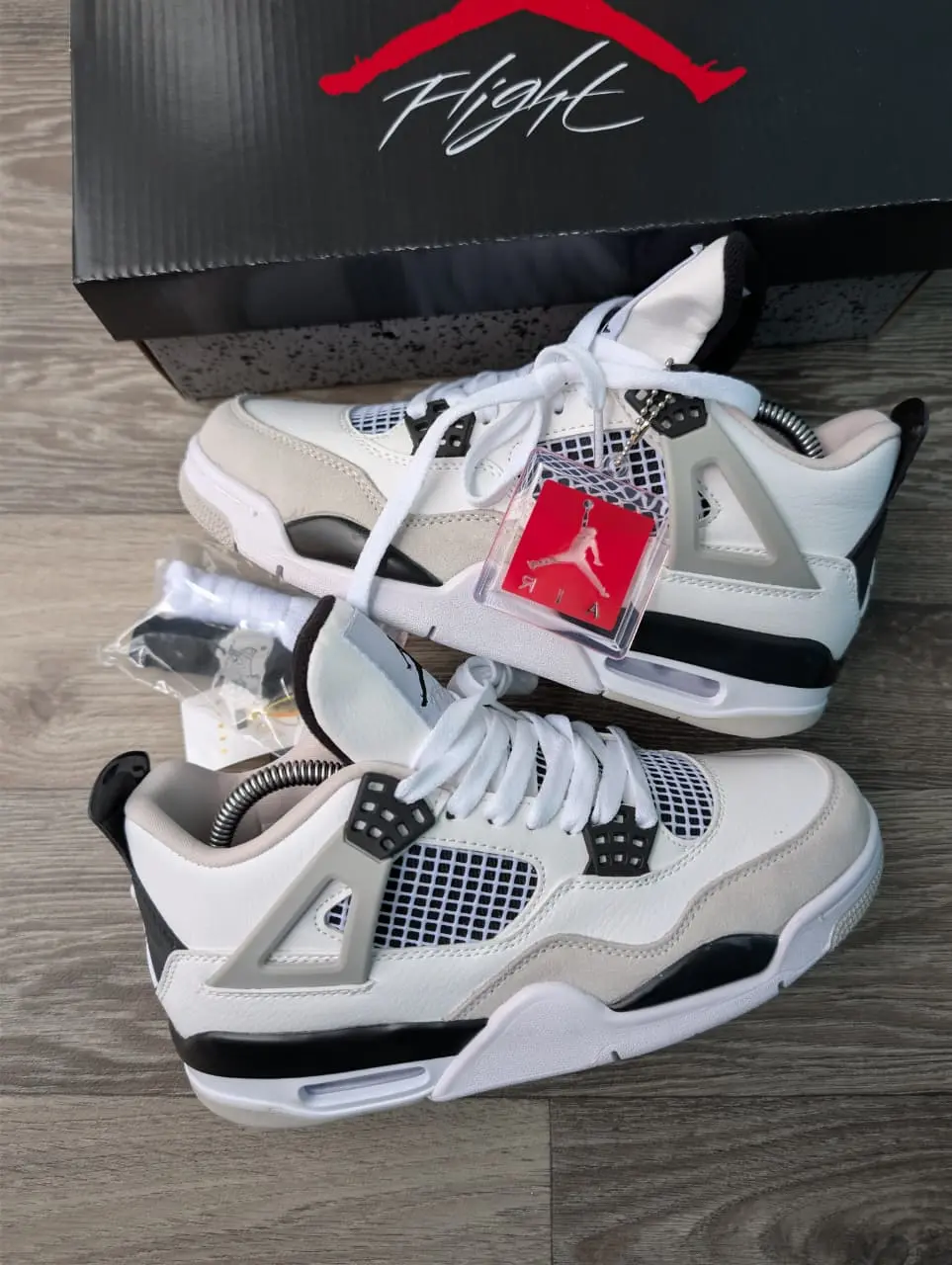 Air Jordan 4 Retro – Military Black